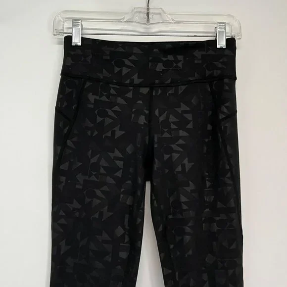 NWT Sweaty Betty All Day 7/8 Length Emboss leggings Black XS Athleisure Active - Picture 3 of 11